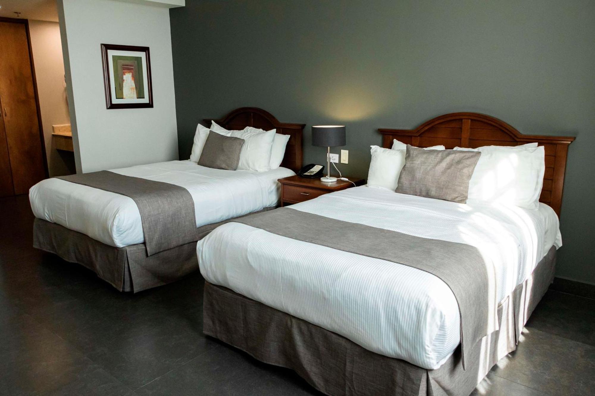 Best Western Plus Лос Мочис Екстериор снимка